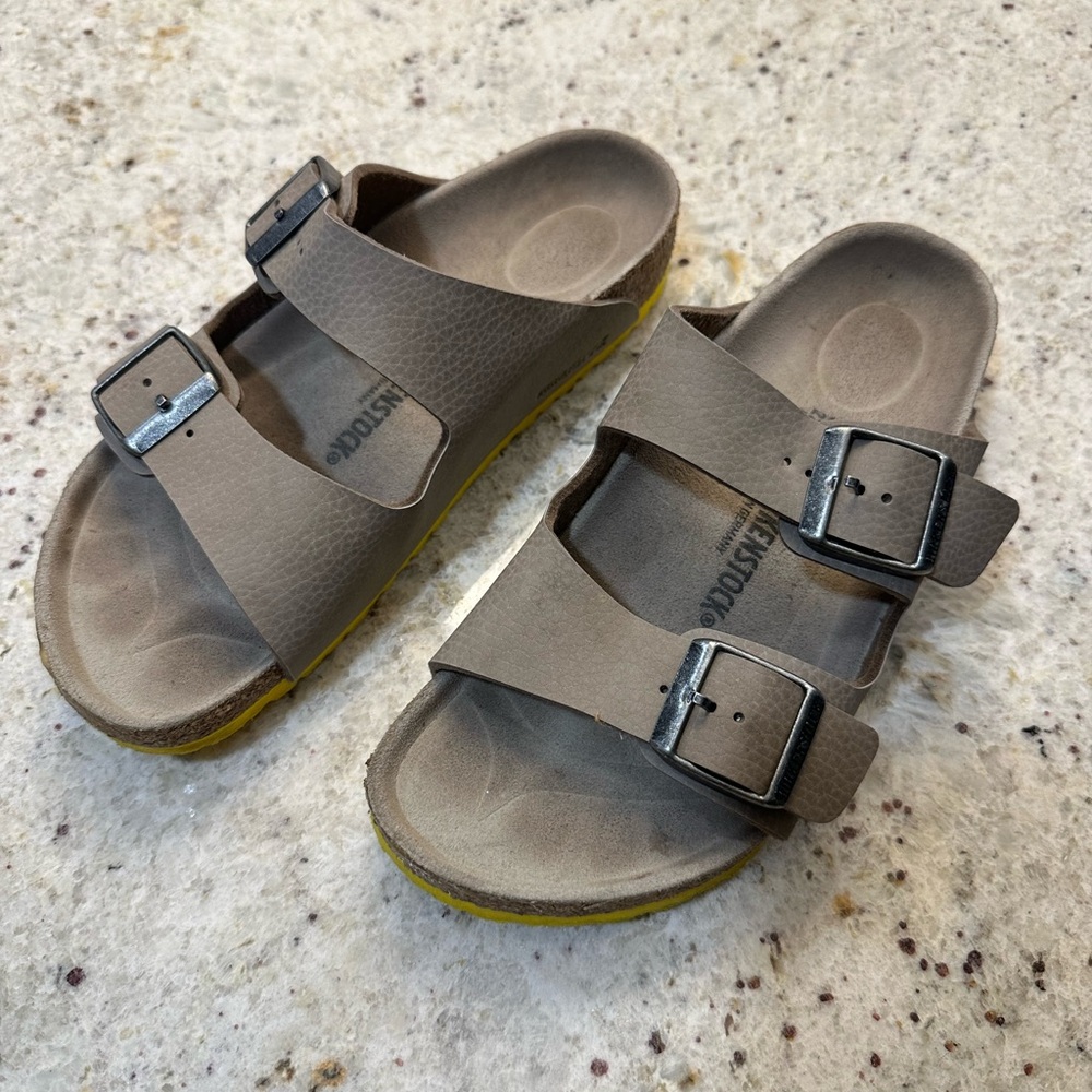 Birkenstock sandals Gray and yellow bottom size 34